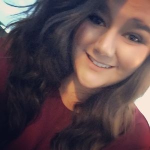 Meet your Posher, Lizzy